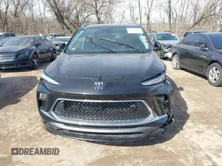 2024 Buick Encore GX Sport Touring z VIN KL4AMESL6RB185891, wystawiony jako IAAI lot #41574852 z przebiegiem 6 mil mil oraz . Historia ofert i sprzedaży dostępna na DreamBid. Obrazek 11.