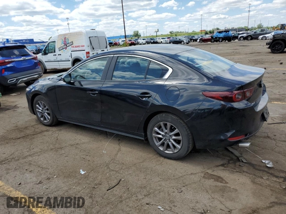 2022 Mazda 3 2.0 with VIN 3MZBPAA78NM306967, listed as a Copart auction lot 60905384 with 32,135 mi miles and Salvage Title. Bid and sale history available at DreamBid. Image 2.