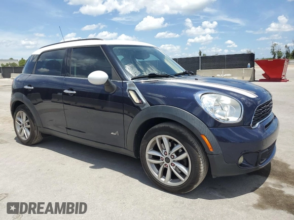 2012 MINI Countryman S with VIN WMWZC5C5XCWL56053, listed as a Copart auction lot 61342905 with 105,922 mi miles and Clean title. Bid and sale history available at DreamBid. Image 4.