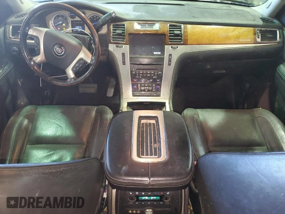 2013 Cadillac Escalade Platinum Edition with VIN 1GYS4DEF0DR171845, listed as a Copart auction lot 48296785 with 215,079 mi miles and Clean Title. Bid and sale history available at carsss.com. Image 8.