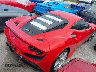 2022 Ferrari F8 с VIN ZFF92LLA3N0279959, выставлен на аукционе IAAI как лот 40522256 с пробегом Не указан миль и . История ставок и продаж доступна на DreamBid. Изображение 4.