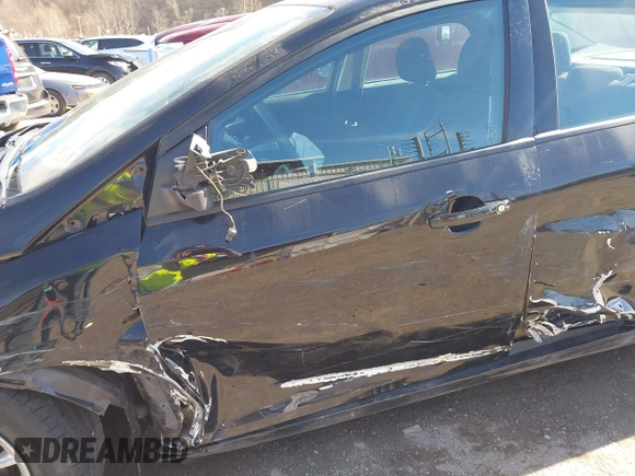 2016 Ford Focus SE with VIN 1FADP3F29GL304823, listed as a IAAI auction lot 41720924 with 82,245 mi miles. Bid and sale history available at carsss.com. Image 18.
