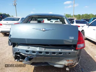 2005 Chrysler 300 with VIN 2C3AA53G35H157083, listed as a IAAI auction lot 41945392 with 192,215 mi miles. Bid and sale history available at carsss.com. Image 16.