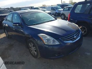 2011 Nissan Altima 2.5 S with VIN 1N4AL2APXBN437017, listed as a IAAI auction lot 42133913 with 145,113 mi miles. Bid and sale history available at carsss.com. Image 1.