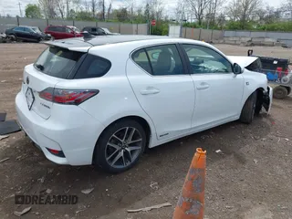 2014 Lexus CT 200h z VIN JTHKD5BH4E2198864, wystawiony jako IAAI lot #42083972 z przebiegiem 148 555 mil mil oraz . Historia ofert i sprzedaży dostępna na DreamBid. Obrazek 4.