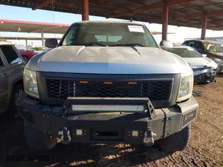 2011 Chevrolet Silverado 1500 LT with VIN 1GCRCSE09BZ423063, listed as a IAAI auction lot 41486593 with 390,292 mi miles. Bid and sale history available at carsss.com. Image 12.