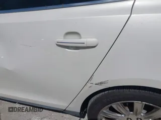 2009 Lincoln MKS с VIN 1LNHM93R39G635008, выставлен на аукционе IAAI как лот 39108905 с пробегом 138 132 миль миль и . История ставок и продаж доступна на DreamBid. Изображение 14.