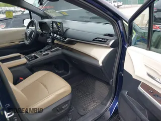 2021 Toyota Sienna XLE с VIN 5TDJSKFCXMS024627, выставлен на аукционе IAAI как лот 42165630 с пробегом 48 892 миль миль и . История ставок и продаж доступна на DreamBid. Изображение 5.