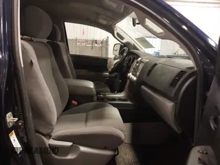2010 Toyota Tundra z VIN 5TFUW5F10AX154651, wystawiony jako IAAI lot #42113722 z przebiegiem 225 372 mil mil oraz . Historia ofert i sprzedaży dostępna na DreamBid. Obrazek 5.