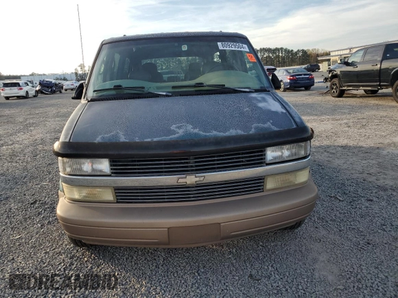1998 Chevrolet Astro with VIN 1GNEL19WXWB120466, listed as a Copart auction lot 80929504 with 262,413 mi miles and Salvage Title. Bid and sale history available at carsss.com. Image 5.