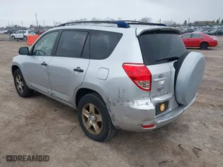 2007 Toyota RAV4 with VIN JTMZD33V675050175, listed as a IAAI auction lot 41987156 with 199,635 mi miles. Bid and sale history available at carsss.com. Image 3.