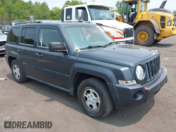 2008 Jeep Patriot Sport with VIN 1J8FF28W48D588723, listed as a IAAI auction lot 42394617 with 112,266 mi miles and . Bid and sale history available at DreamBid. Image 1.