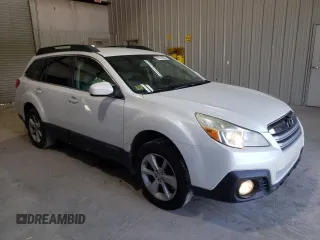 2013 Subaru Outback 2.5i Premium with VIN 4S4BRBCC8D3266866, listed as a Copart auction lot 62514984 with 181,825 mi miles and Clean Title. Bid and sale history available at carsss.com. Image 4.