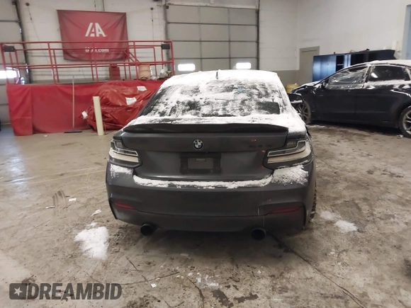 2014 BMW 2 Series M235i with VIN WBA1J7C56EVW84321, listed as a IAAI auction lot 41341382 with 158,444 mi miles and . Bid and sale history available at carsss.com. Image 17.