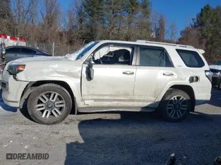 2017 Toyota 4Runner SR5 with VIN JTEBU5JR4H5472980, listed as a IAAI auction lot 41344927 with 110,712 mi miles. Bid and sale history available at carsss.com. Image 14.