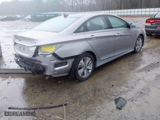 2013 Hyundai Sonata Hybrid with VIN KMHEC4A44DA077276, listed as a IAAI auction lot 41752360 with 62,700 mi miles. Bid and sale history available at carsss.com. Image 4.