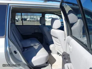 2005 Toyota Highlander with VIN JTEGP21AX50050601, listed as a IAAI auction lot 41473592 with 130,265 mi miles. Bid and sale history available at carsss.com. Image 8.