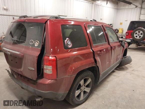 2016 Jeep Patriot Latitude with VIN 1C4NJRFB3GD707032, listed as a IAAI auction lot 41562511 with 69,693 mi miles and . Bid and sale history available at DreamBid. Image 4.