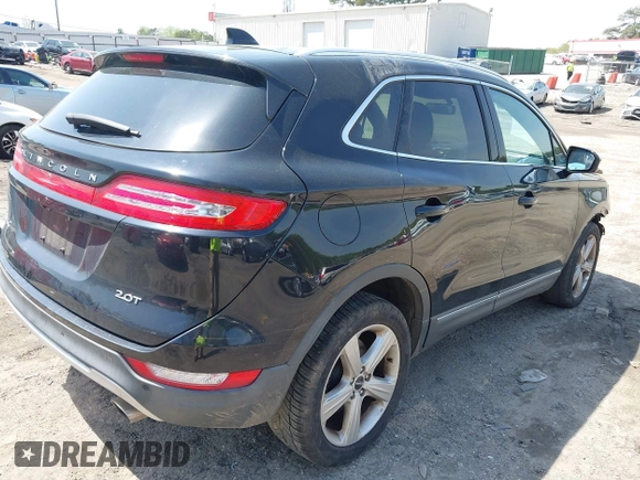 2018 Lincoln MKC Premiere with VIN 5LMCJ1C93JUL00872, listed as a IAAI auction lot 41933337 with 82,493 mi miles and . Bid and sale history available at DreamBid. Image 4.