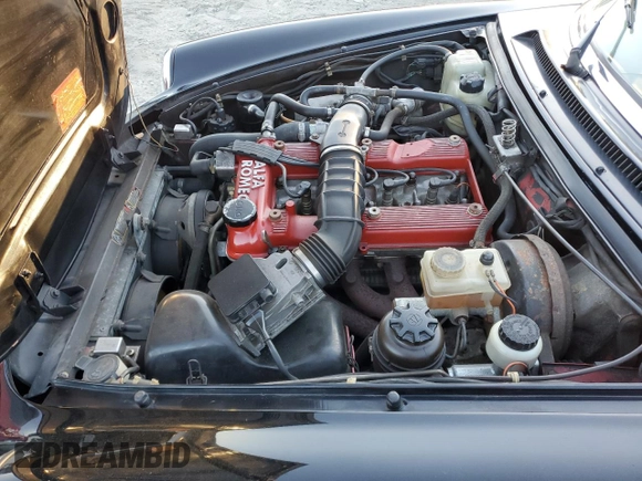 1991 Alfa Romeo Spider z VIN ZARBB32G1M6007546, wystawiony jako Copart lot #79666614 z przebiegiem 72 567 mil mil oraz Czysty tytuł • Clean title. Historia ofert i sprzedaży dostępna na DreamBid. Obrazek 11.
