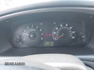 2004 Hyundai Elantra GT z VIN KMHDN56D14U128168, wystawiony jako IAAI lot #42229440 z przebiegiem 192 864 mil mil oraz . Historia ofert i sprzedaży dostępna na DreamBid. Obrazek 7.