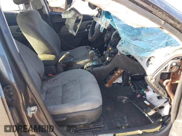 2014 Chevrolet Cruze 1LT with VIN 1G1PC5SB2E7132430, listed as a IAAI auction lot 41745462 with Not Provided miles and . Bid and sale history available at DreamBid. Image 5.