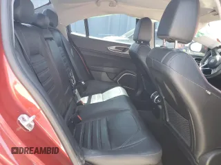2018 Alfa Romeo Giulia Ti Sport с VIN ZARFAECN1J7567599, выставлен на аукционе Copart как лот 56204755 с пробегом 63 397 миль миль и Списание • Salvage title. История ставок и продаж доступна на DreamBid. Изображение 10.
