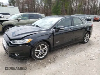 2015 Ford Fusion Energi Titanium with VIN 3FA6P0SU3FR120234, listed as a Copart auction lot 52971985 with 132,911 mi miles and Clean Title. Bid and sale history available at carsss.com. Image 1.