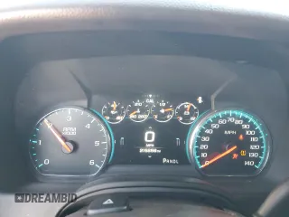 2017 Chevrolet Suburban LT z VIN 1GNSCHKC5HR329037, wystawiony jako Copart lot #52016315 z przebiegiem 215 859 mil mil oraz Szkoda całkowita • Salvage title. Historia ofert i sprzedaży dostępna na DreamBid. Obrazek 9.