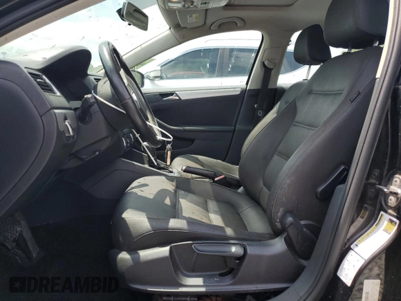 2011 Volkswagen Jetta SEL with VIN 3VWLZ7AJ2BM393757, listed as a Copart auction lot 64605645 with 208,803 mi miles and Clean title. Bid and sale history available at DreamBid. Image 7.