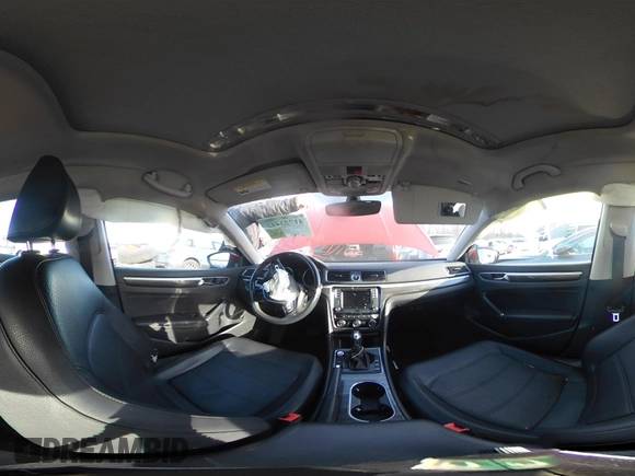 2016 Volkswagen Passat SE z VIN 1VWBS7A34GC066383, wystawiony jako IAAI lot #41723442 z przebiegiem 104 077 mil mil oraz . Historia ofert i sprzedaży dostępna na DreamBid. Obrazek 17.