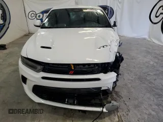2024 Dodge Hornet R/T z VIN ZACPDFCW1R3A29978, wystawiony jako Copart lot #56465575 z przebiegiem 31 714 mil mil oraz Nie do naprawy • Non repairable. Historia ofert i sprzedaży dostępna na DreamBid. Obrazek 5.