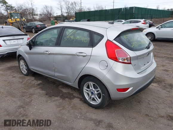 2018 Ford Fiesta SE with VIN 3FADP4EJ9JM127985, listed as a IAAI auction lot 41726193 with 999,999 mi miles. Bid and sale history available at carsss.com. Image 3.