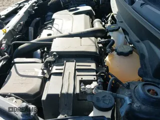 2022 Chevrolet Equinox LT with VIN 3GNAXUEV5NL221977, listed as a IAAI auction lot 43185888 with 40,713 mi miles and . Bid and sale history available at DreamBid. Image 19.