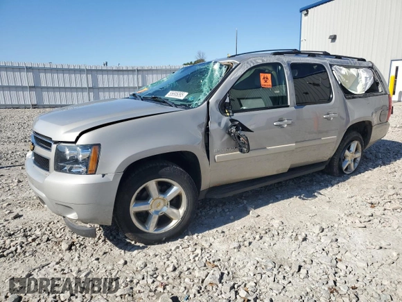 2007 Chevrolet Suburban LT with VIN 1GNFK16397J218901, listed as a Copart auction lot 55695095 with 301,359 mi miles and Non Repairable. Bid and sale history available at DreamBid. Image 1.