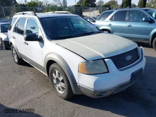 2006 Ford Freestyle SE with VIN 1FMZK04116GA05465, listed as a IAAI auction lot 41610170 with 94,097 mi miles. Bid and sale history available at carsss.com. Image 1.