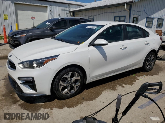 2021 Kia Forte LXS z VIN 3KPF24AD0ME360671, wystawiony jako Copart lot #56212885 z przebiegiem 84 205 mil mil oraz Szkoda całkowita • Salvage title. Historia ofert i sprzedaży dostępna na DreamBid. Obrazek 1.