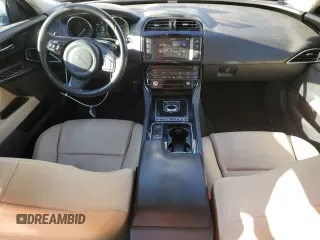 2018 Jaguar XE 25t with VIN SAJAR4FX7JCP27482, listed as a Copart auction lot 81964804 with 129,113 mi miles and Clean Title. Bid and sale history available at carsss.com. Image 8.