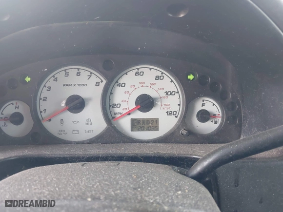 2004 Ford Escape XLT with VIN 1FMYU03114KA43652, listed as a IAAI auction lot 41701166 with 201,035 mi miles. Bid and sale history available at carsss.com. Image 7.