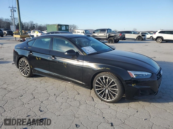 2022 Audi A5 Sportback Premium Plus z VIN WAUCBCF52NA029266, wystawiony jako Copart lot #88552705 z przebiegiem 39 212 mil mil oraz Szkoda całkowita • Salvage title. Historia ofert i sprzedaży dostępna na DreamBid. Obrazek 4.