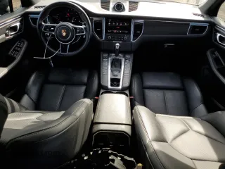 2018 Porsche Macan with VIN WP1AA2A54JLB12578, listed as a Copart auction lot 60217104 with 20,663 mi miles and Salvage title. Bid and sale history available at DreamBid. Image 8.