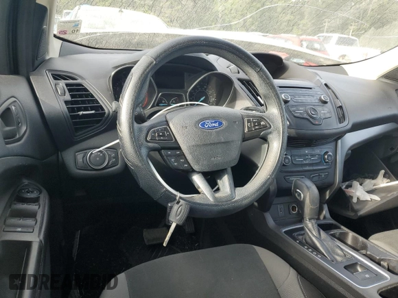 2017 Ford Escape S с VIN 1FMCU0F7XHUD72614, выставлен на аукционе Copart как лот 64728995 с пробегом Не указан миль и Списание • Salvage title. История ставок и продаж доступна на DreamBid. Изображение 8.