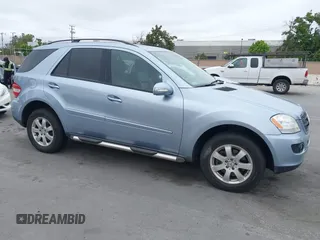 2006 Mercedes-Benz M 350 with VIN 4JGBB86E66A063400, listed as a IAAI auction lot 42362681 with 97,427 mi miles and . Bid and sale history available at DreamBid. Image 1.