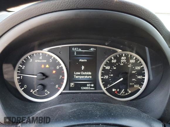 2018 Nissan Sentra SR with VIN 3N1AB7AP4JY328194, listed as a Copart auction lot 52175375 with 124,002 mi miles and Salvage Title. Bid and sale history available at DreamBid. Image 9.
