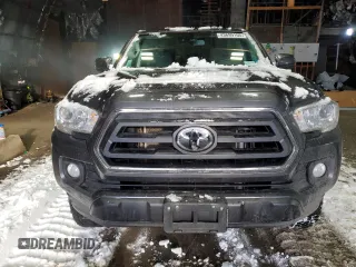 2021 Toyota Tacoma 4WD SR with VIN 3TYCZ5AN3MT028022, listed as a Copart auction lot 43699105 with 36,204 mi miles and Salvage Title. Bid and sale history available at carsss.com. Image 5.