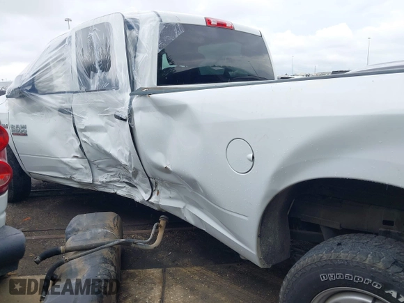 2018 Ram 2500 Tradesman с VIN 3C6TR4HT1JG277334, выставлен на аукционе IAAI как лот 42058908 с пробегом 60 589 миль миль и . История ставок и продаж доступна на DreamBid. Изображение 6.