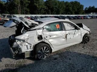 2021 Nissan Sentra SV with VIN 3N1AB8CV0MY242905, listed as a Copart auction lot 70700254 with Not Provided miles and Salvage Title. Bid and sale history available at DreamBid. Image 3.