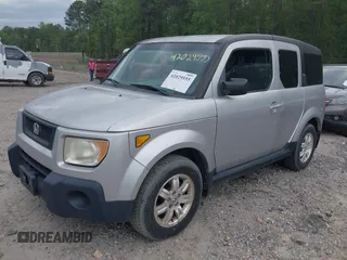 2006 Honda Element EX-P with VIN 5J6YH18756L014223, listed as a IAAI auction lot 42029555 with 252,799 mi miles. Bid and sale history available at carsss.com. Image 2.