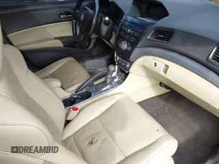 2013 Acura ILX Premium z VIN 19VDE1F54DE001539, wystawiony jako IAAI lot #42015973 z przebiegiem Nie podano mil oraz . Historia ofert i sprzedaży dostępna na DreamBid. Obrazek 5.