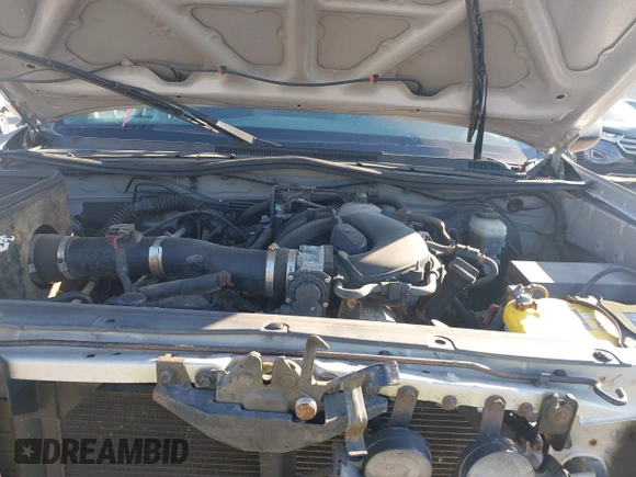 2006 Toyota Tacoma with VIN 5TEUU42N86Z253260, listed as a IAAI auction lot 41628070 with 194,352 mi miles. Bid and sale history available at carsss.com. Image 9.